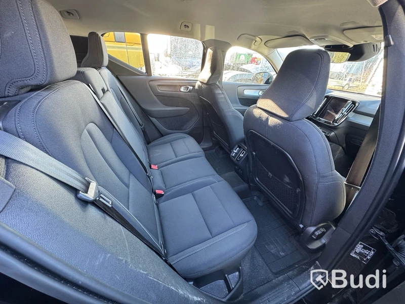 Personbil Volvo XC40 T3 Momentum -2021