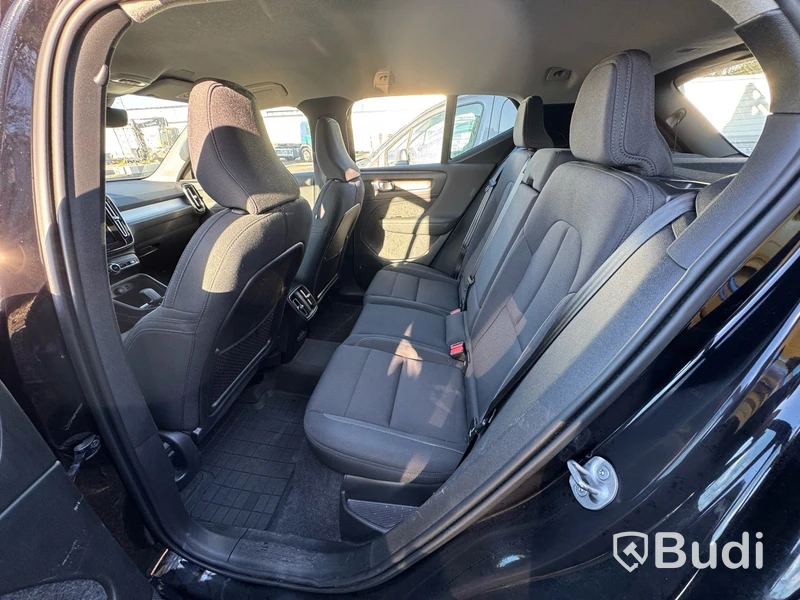 Personbil Volvo XC40 T3 Momentum -2021