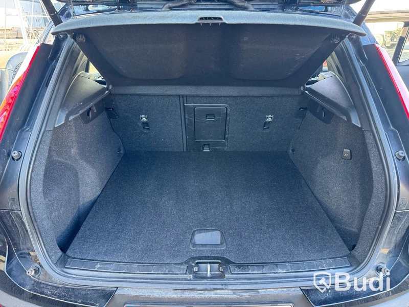 Personbil Volvo XC40 T3 Momentum -2021