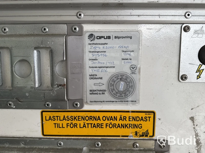 Volvo FL 250 -2018 | Höj - sänkskåp SKAB | Zepro
