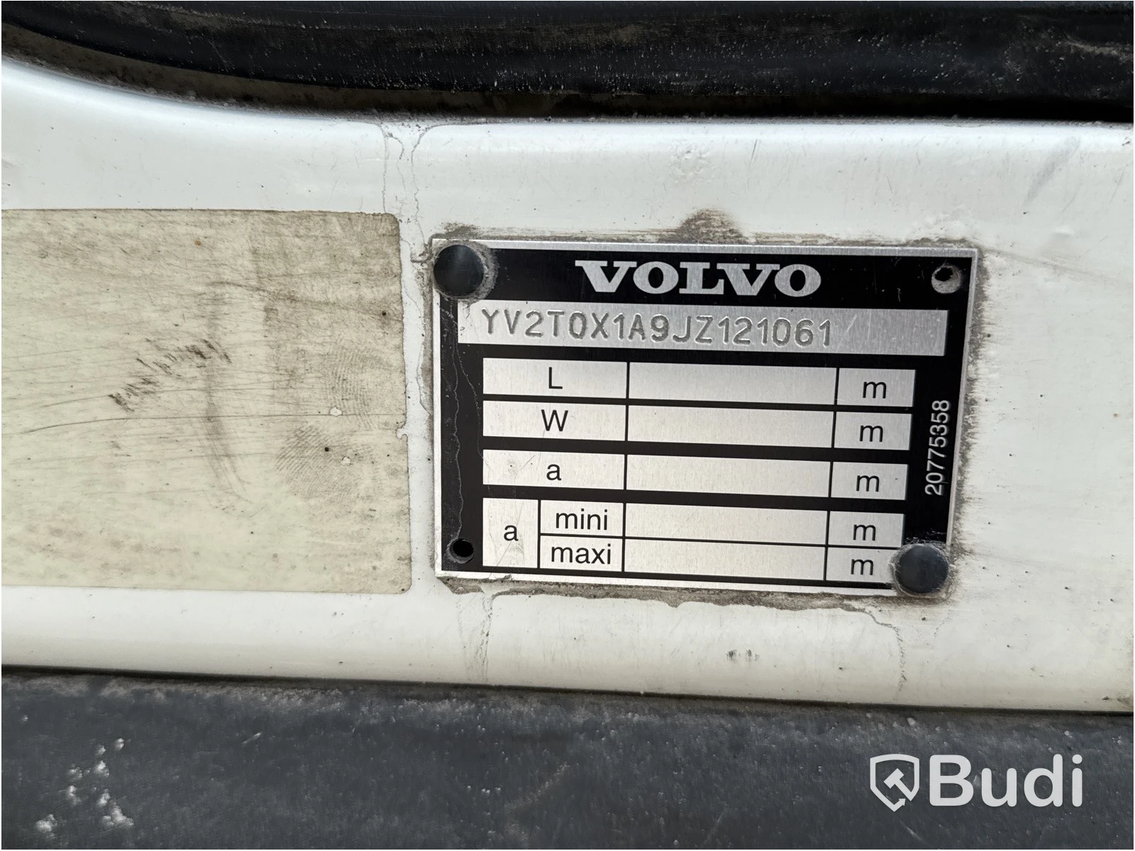 Volvo FL 250 -2018 | Höj - sänkskåp SKAB | Zepro