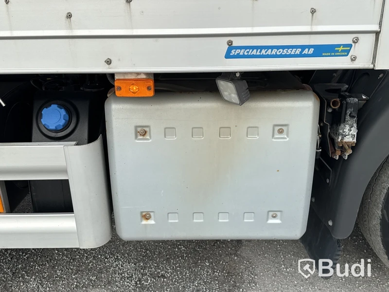 Volvo FL 250 -2018 | Höj - sänkskåp SKAB | Zepro