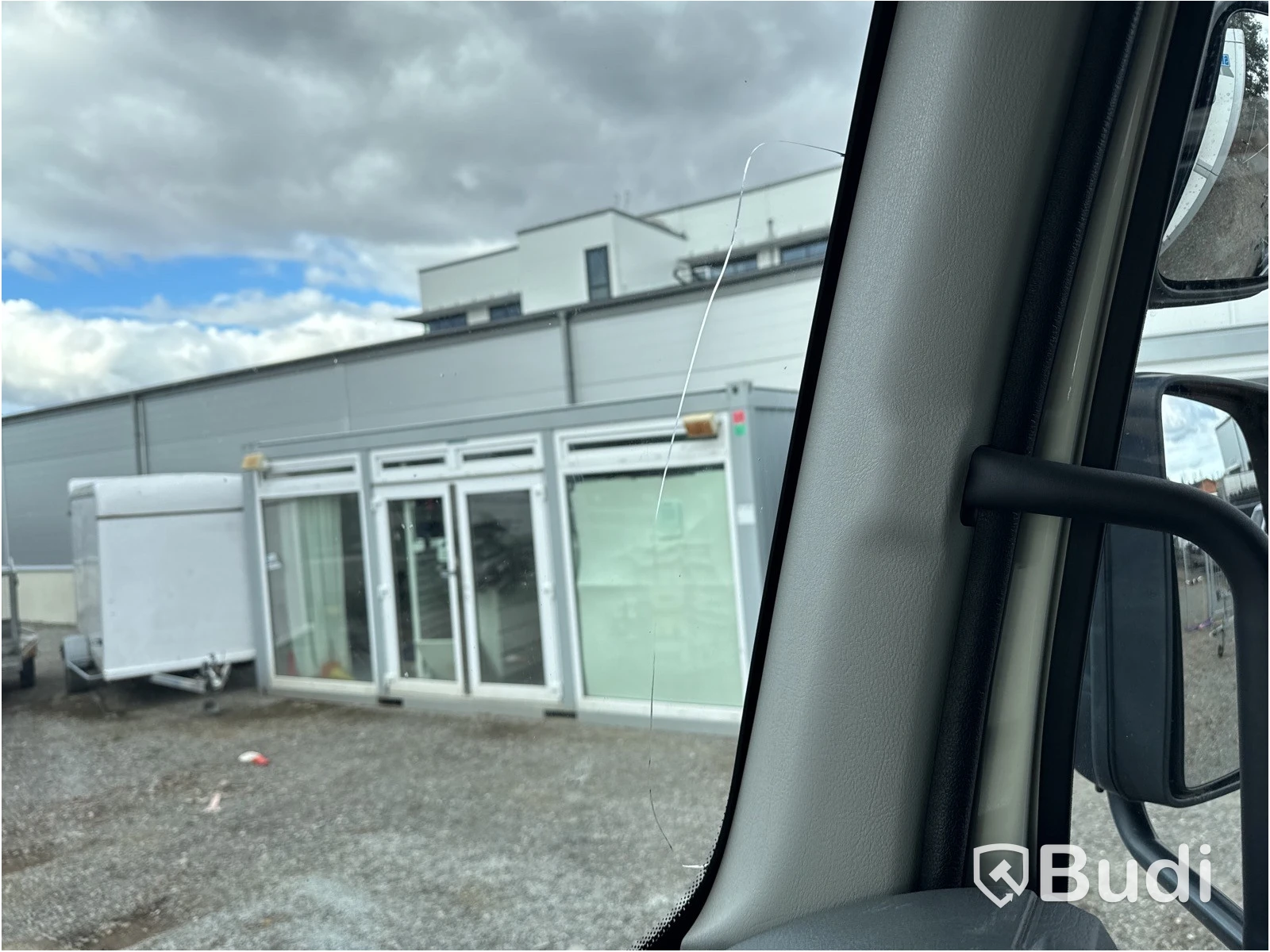 Volvo FL 250 -2018 | Höj - sänkskåp SKAB | Zepro