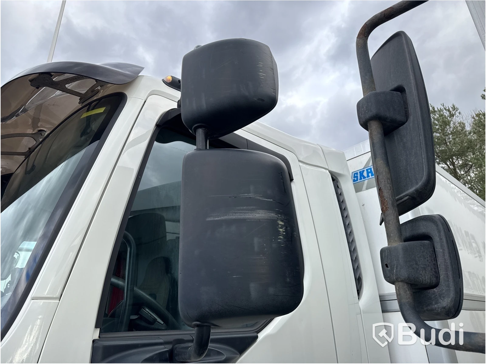 Volvo FL 250 -2018 | Höj - sänkskåp SKAB | Zepro