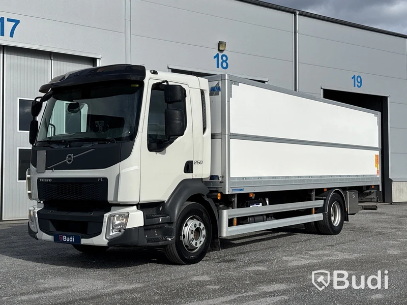Volvo FL 250 -2018 | Höj - sänkskåp SKAB | Zepro