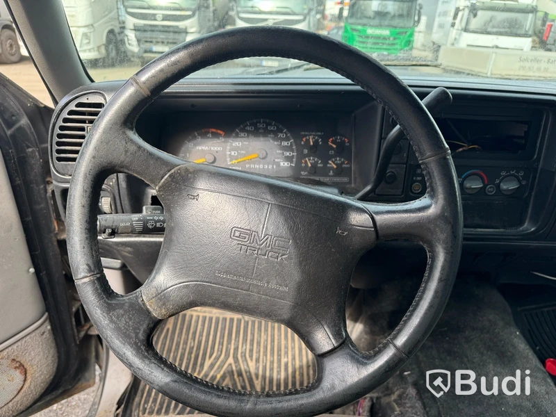 GMC Suburban -1997 | Reparationsobjekt