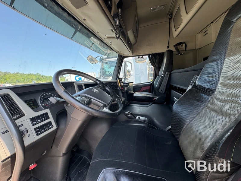 Spannmålsekipage Volvo FM 8*4 -2016 | DIESEL