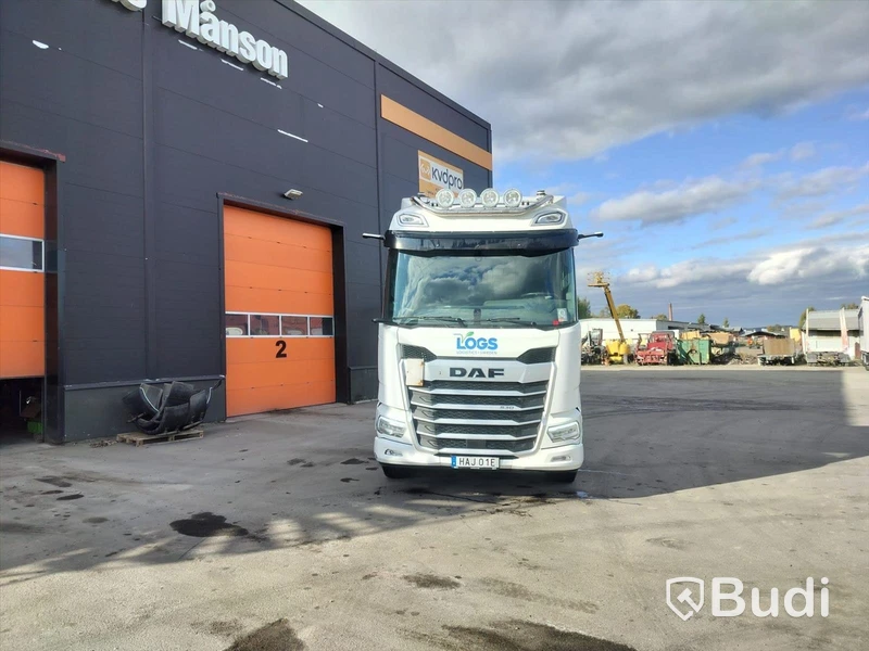 Dragbil DAF XF 530 FTS, 2023 Regnr. HAJ01E Mätarställning (km): 16 871 mil