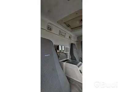 Dragbil DAF XF 530 FTS, 2023 Regnr. HAJ01E Mätarställning (km): 16 871 mil