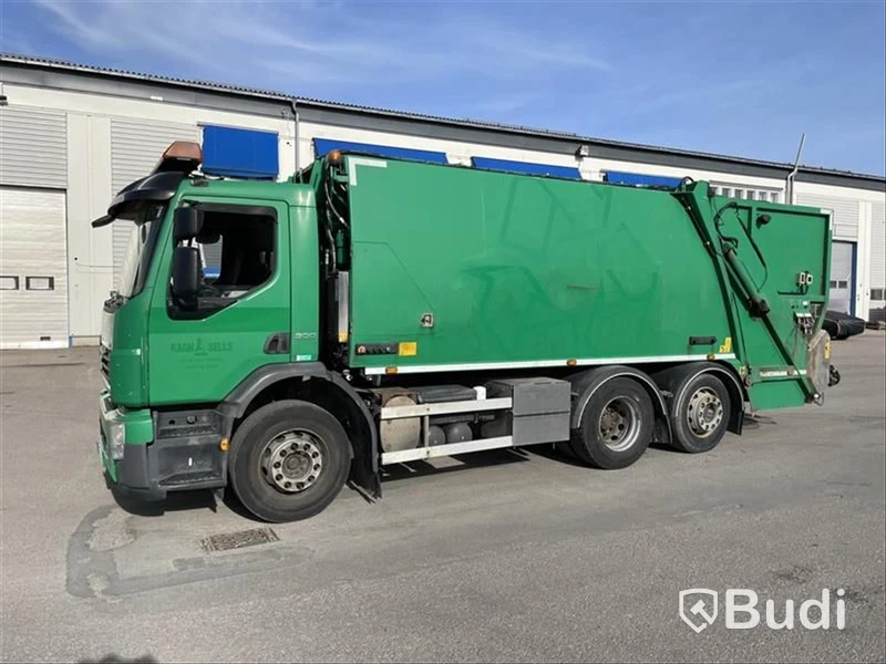 Dragbil DAF XF 530 FTS, 2023 Regnr. HAJ01E Mätarställning (km): 16 871 mil