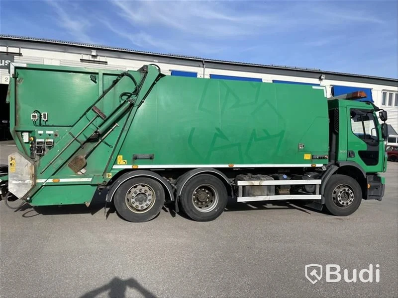 Dragbil DAF XF 530 FTS, 2023 Regnr. HAJ01E Mätarställning (km): 16 871 mil
