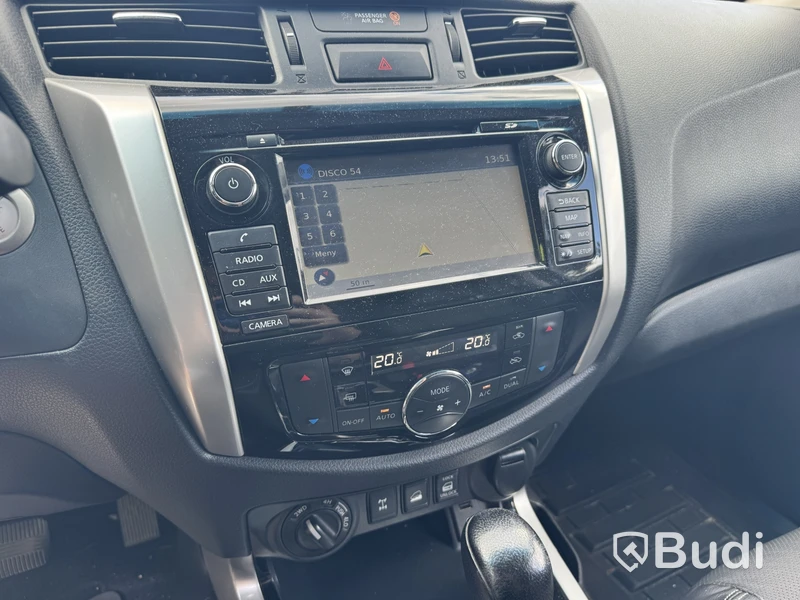 Personbil Nissan Navara -2016