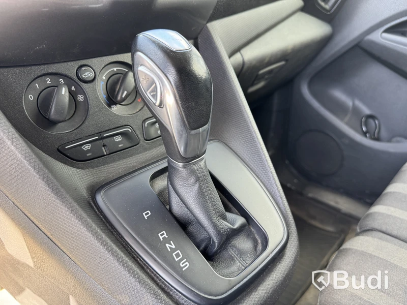 Skåpbil Ford Transit Connect 220 1.5 TDCi Powershift -2015 | Dragkrok