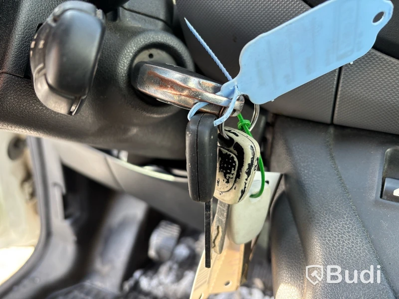 Skåpbil Citroën Berlingo 1.6 HDiF -2014 | Takräcke