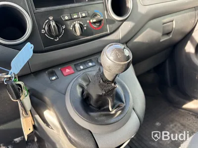 Skåpbil Citroën Berlingo 1.6 HDiF -2014 | Takräcke