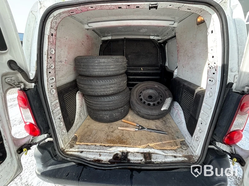 Skåpbil Citroën Berlingo 1.6 HDiF -2014 | Takräcke