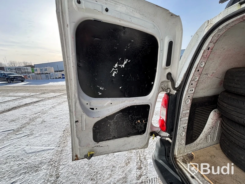 Skåpbil Citroën Berlingo 1.6 HDiF -2014 | Takräcke