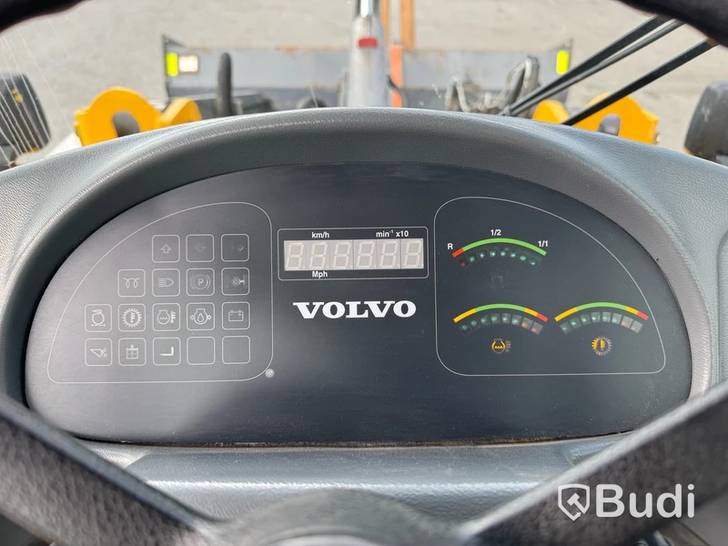 Hjullastare Volvo L30 -2005 | Med redskap