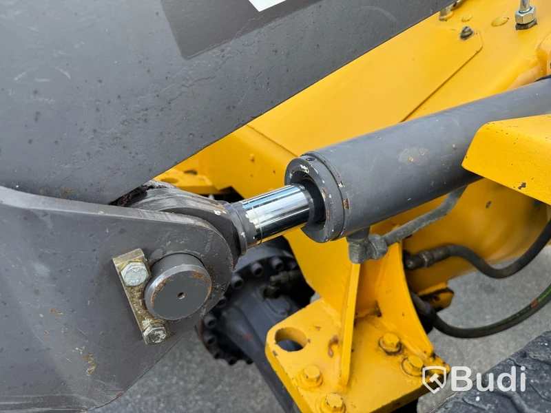 Hjullastare Volvo L30 -2005 | Med redskap
