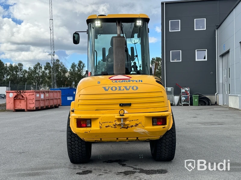 Hjullastare Volvo L30 -2005 | Med redskap