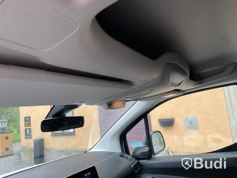 Peugeot Partner L1 1.2 PureTech 130 EAT -2019 | Automat