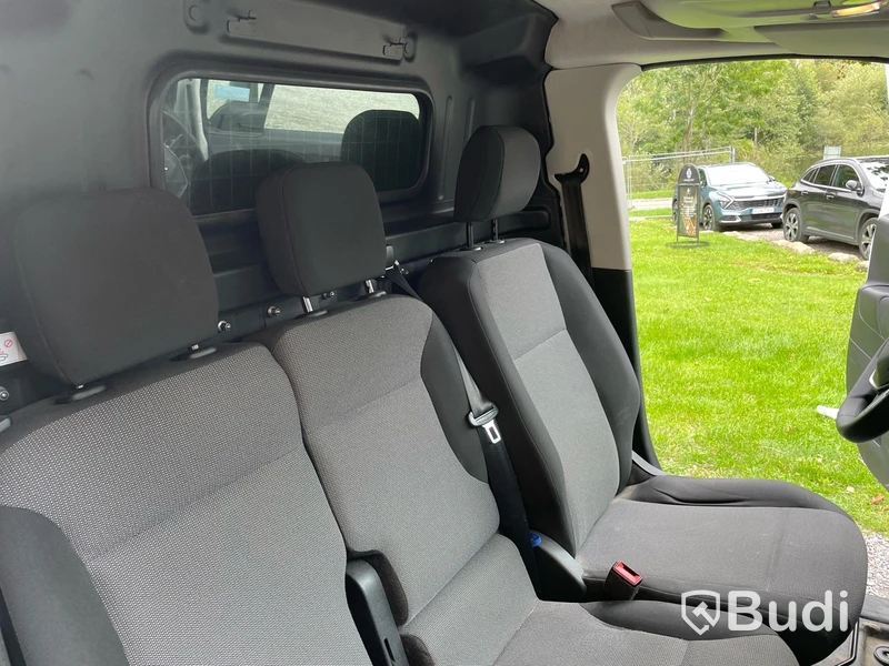 Peugeot Partner L1 1.2 PureTech 130 EAT -2019 | Automat