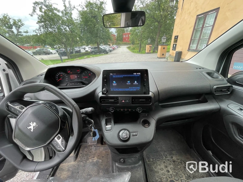 Peugeot Partner L1 1.2 PureTech 130 EAT -2019 | Automat