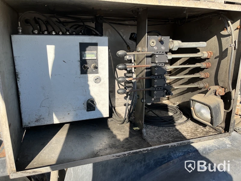 Betongbil Volvo FE 320 6*2 -2008 | Reparationsobjekt