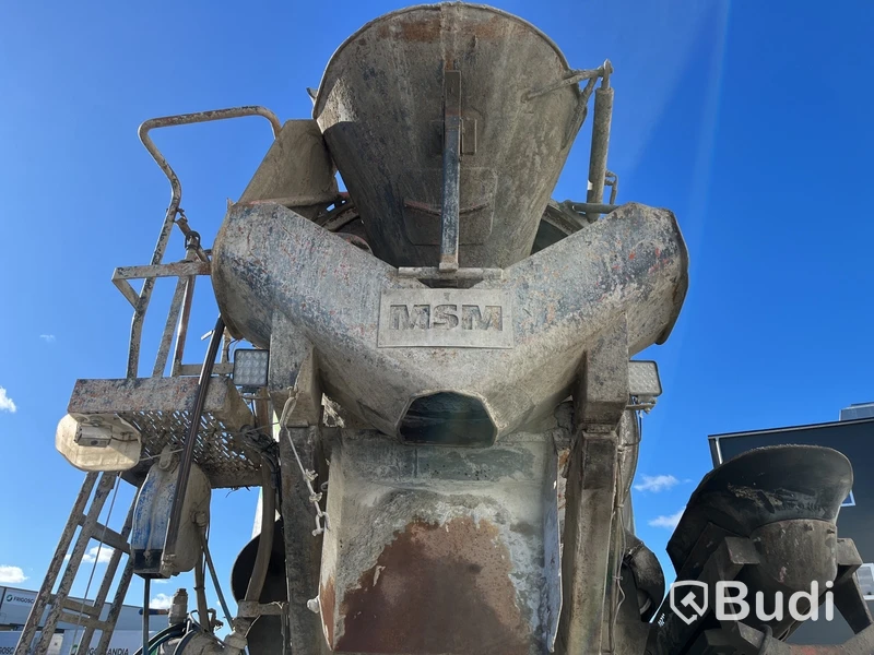 Betongbil Volvo FE 320 6*2 -2008 | Reparationsobjekt