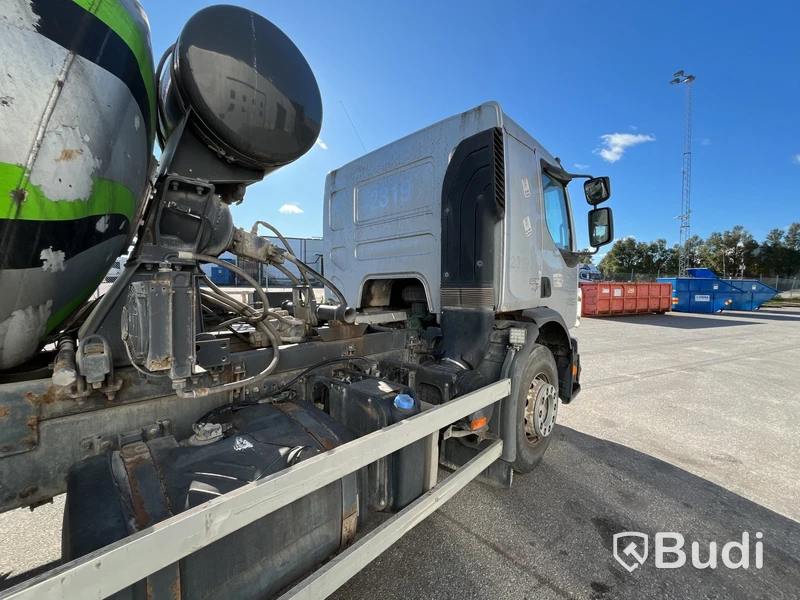 Betongbil Volvo FE 320 6*2 -2008 | Reparationsobjekt