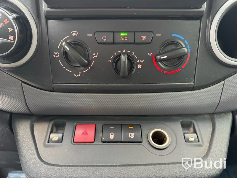 Skåpbil Peugeot Partner 1.6 HDi EGS -2015 | Automat