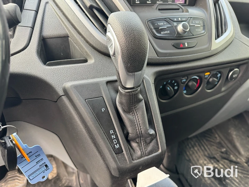 Lätt lastbil Ford Transit 350 Chassi Cab 2.0 TDCi SelectShift -2018