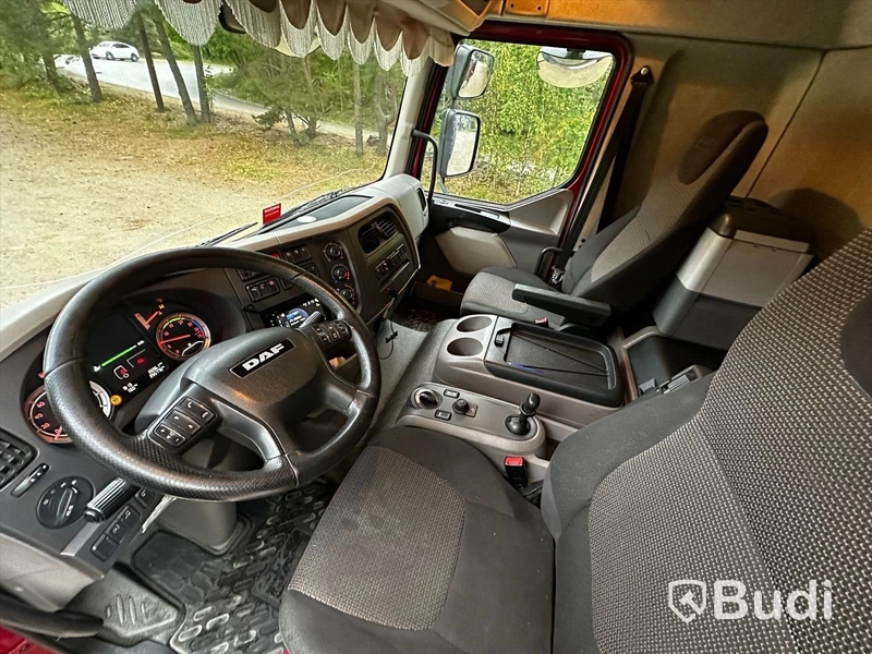 Kranbil DAF FA LF290I -2016 | Palfinger-kran & Bakgavellyft