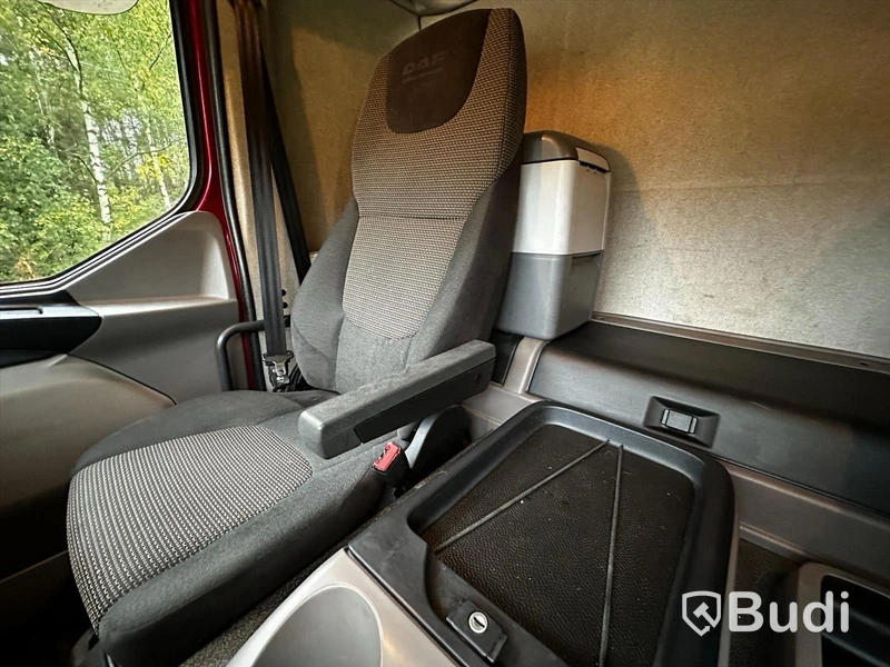 Kranbil DAF FA LF290I -2016 | Palfinger-kran & Bakgavellyft