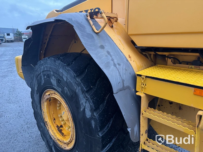 Hjullastare Volvo L120F -2009
