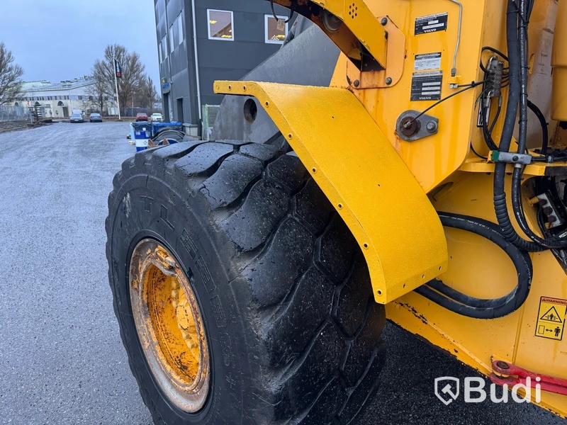 Hjullastare Volvo L120F -2009