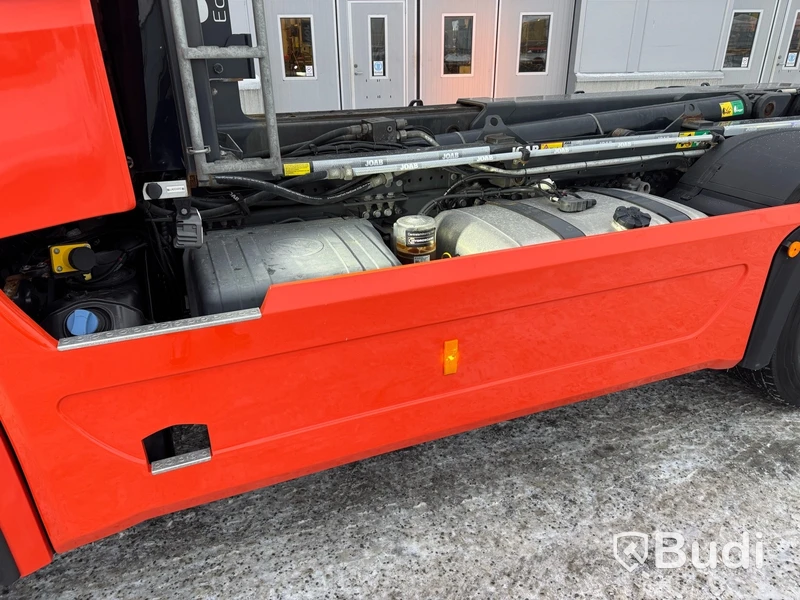 Tridemväxlare Mercedes-Benz Arocs 3758 -2023 | JOAB 24 ton | Plogutrustad