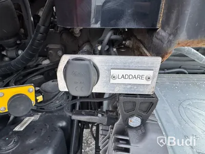 Tridemväxlare Mercedes-Benz Arocs 3758 -2023 | JOAB 24 ton | Plogutrustad