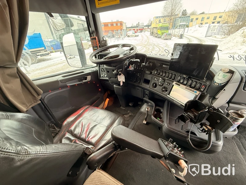 Kranväxlare Scania R480 8X2-6 -2013 | Fassi-kran | Palfinger 17T | Plogutrustad