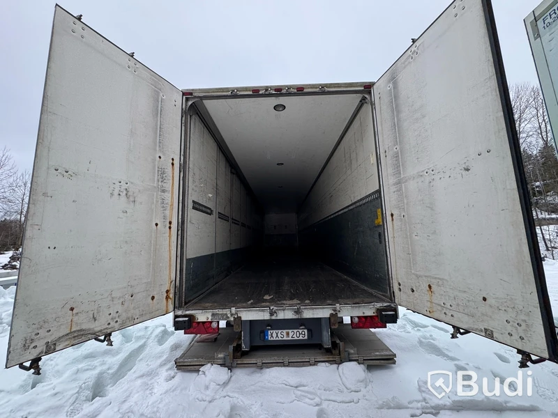 Lastbilssläp Ekeri L-2 -2006 | Bakgavellyft