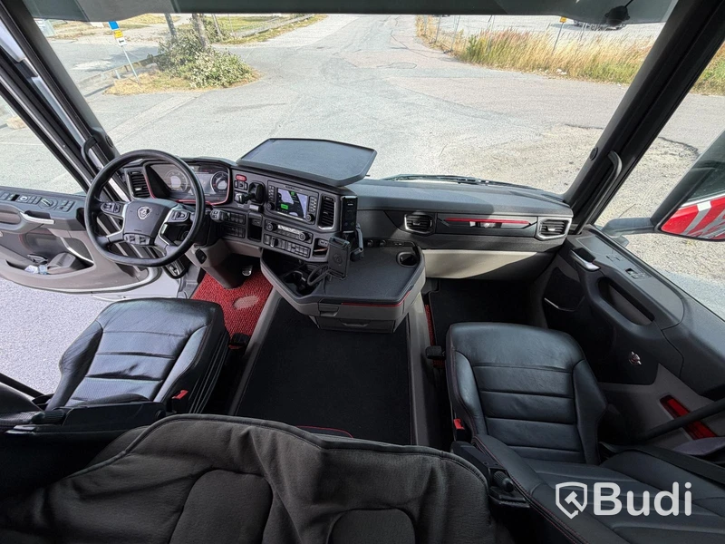Flakbilsekipage Scania R650 6x2 16.4 -2020 | Tyllis