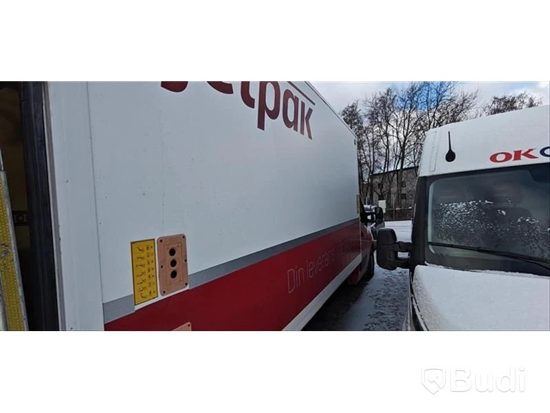 Lätt lastbil Renault Master -2016 | Bakgavellyft | Reparationsobjekt