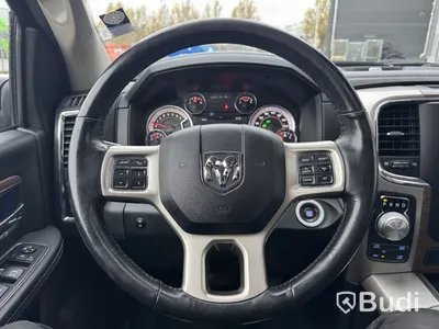 Dodge RAM 1500 Crew Cab 5.7 V8 HEMI 4x4 TorqueFlite -2018 | Laramie