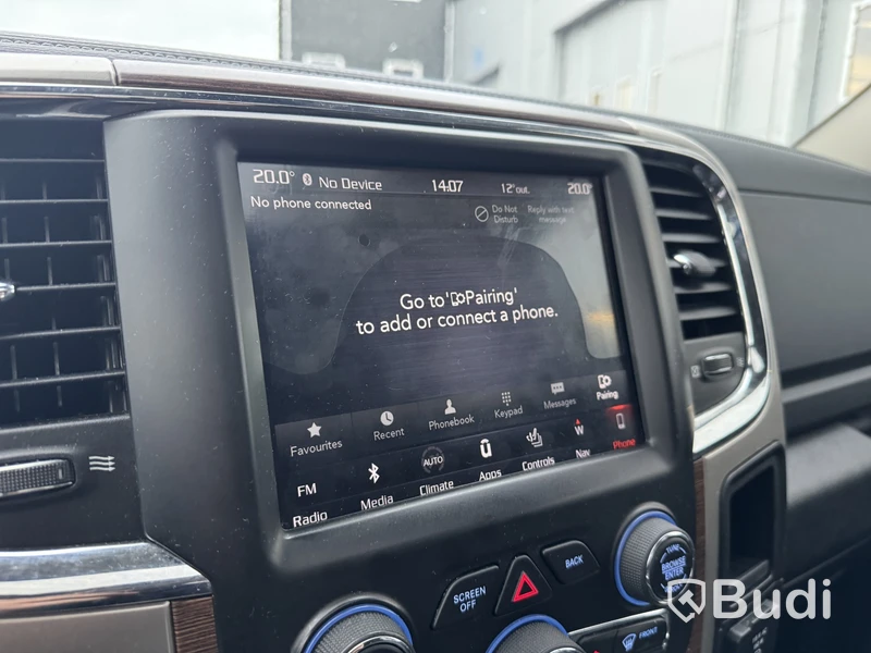 Dodge RAM 1500 Crew Cab 5.7 V8 HEMI 4x4 TorqueFlite -2018 | Laramie