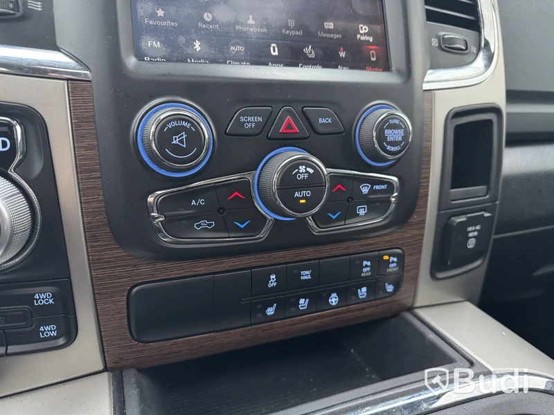 Dodge RAM 1500 Crew Cab 5.7 V8 HEMI 4x4 TorqueFlite -2018 | Laramie