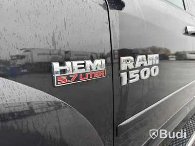 Dodge RAM 1500 Crew Cab 5.7 V8 HEMI 4x4 TorqueFlite -2018 | Laramie