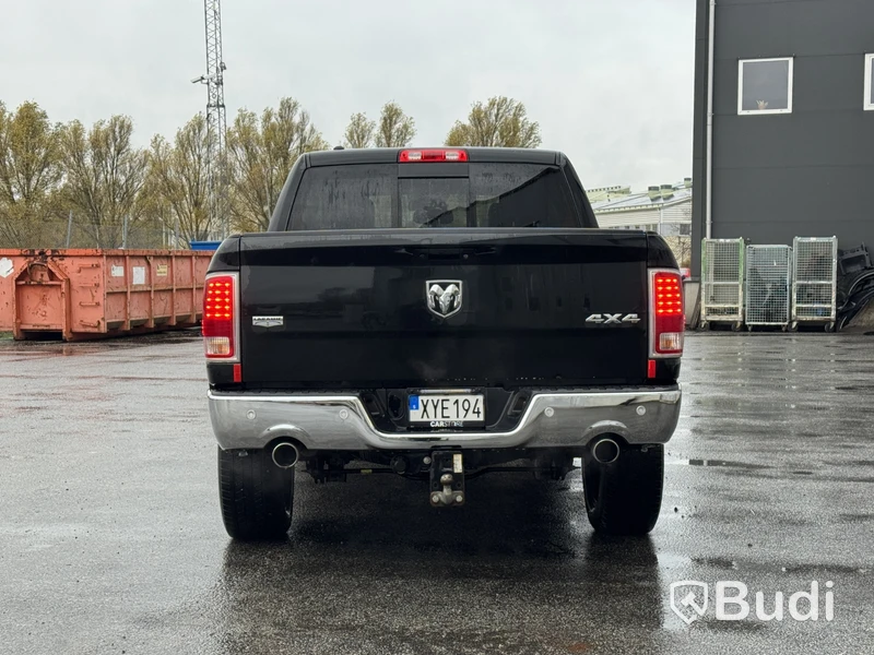 Dodge RAM 1500 Crew Cab 5.7 V8 HEMI 4x4 TorqueFlite -2018 | Laramie