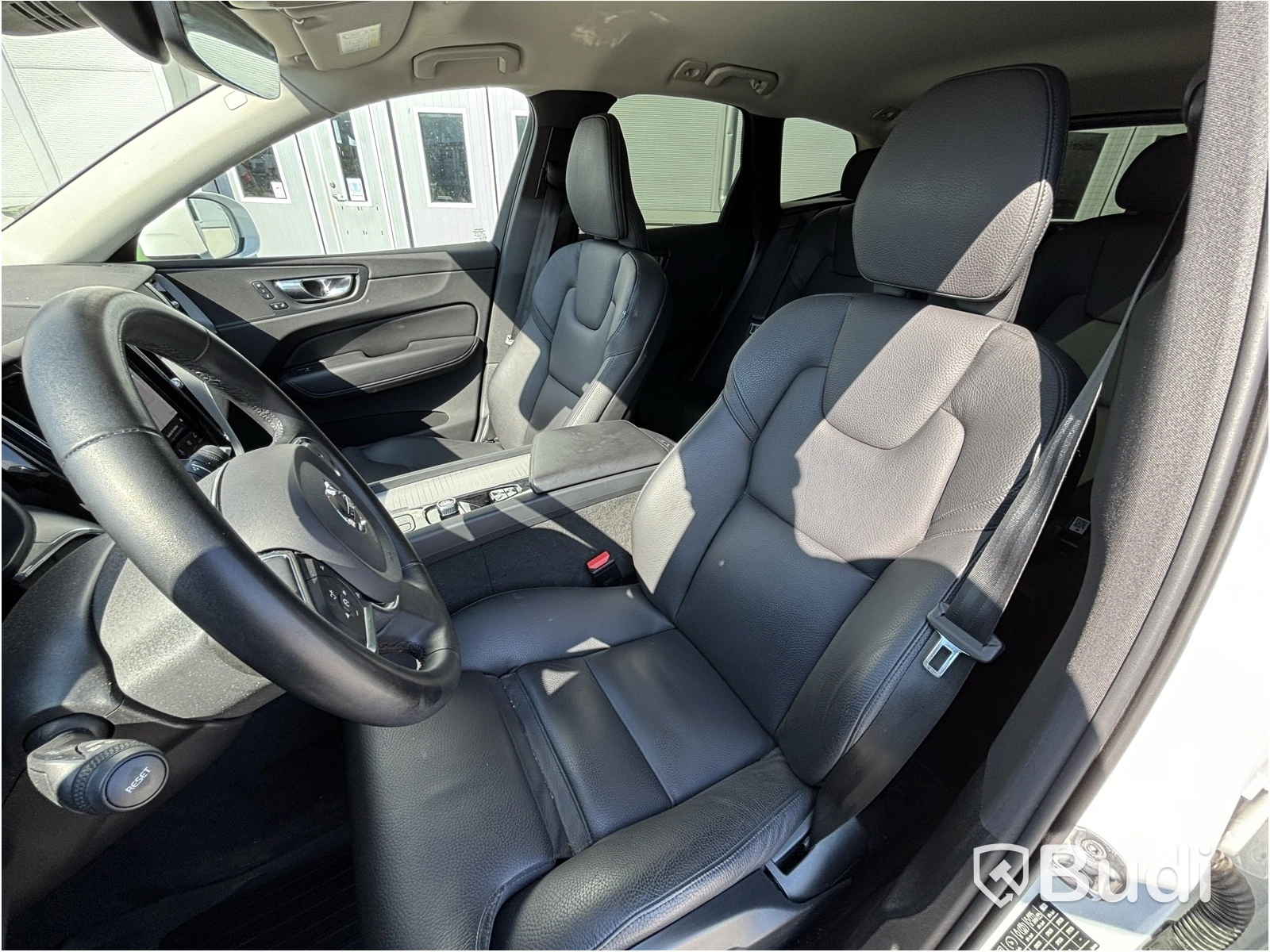 Volvo XC60 B5 -2022