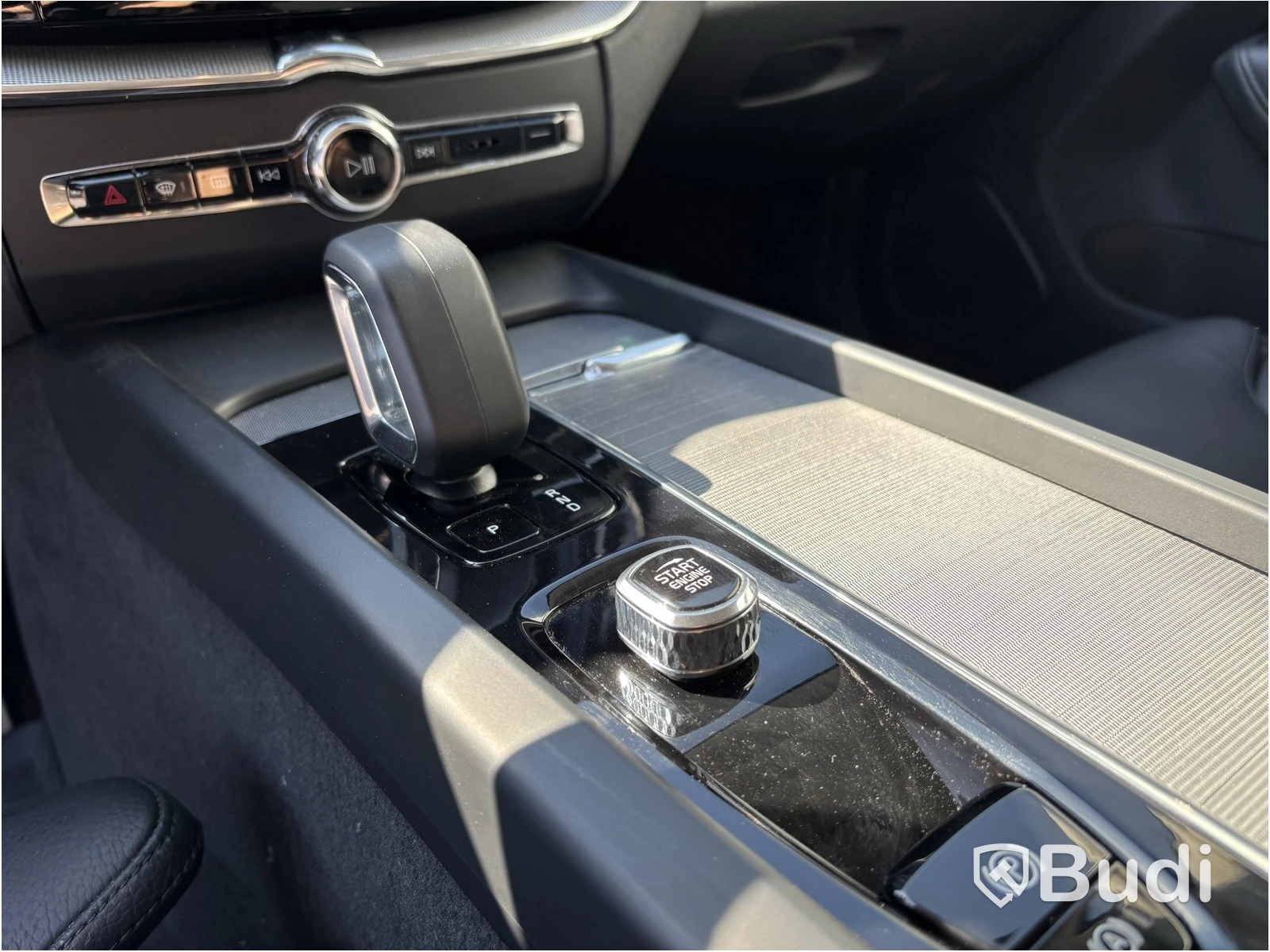 Volvo XC60 B5 -2022