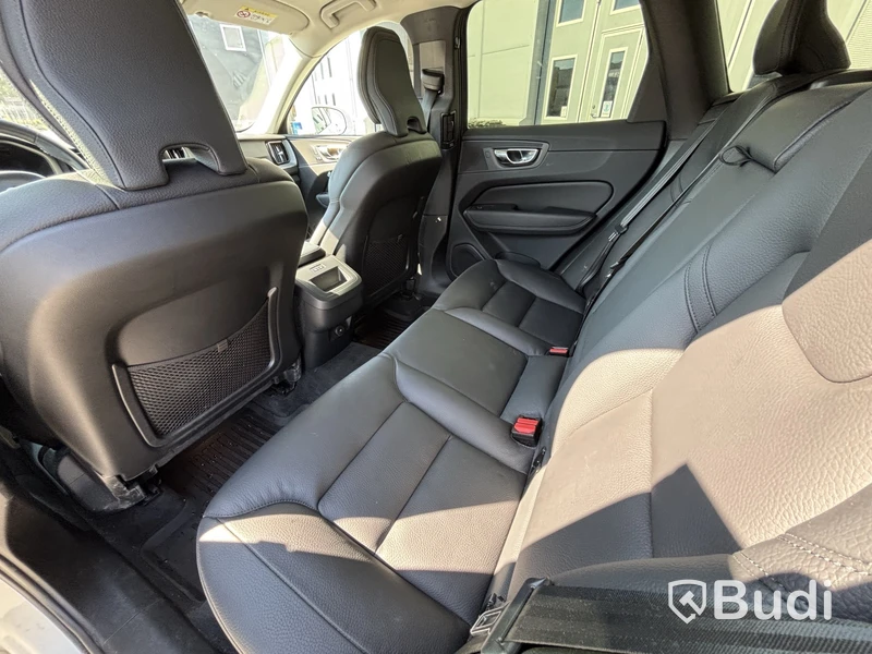 Volvo XC60 B5 -2022